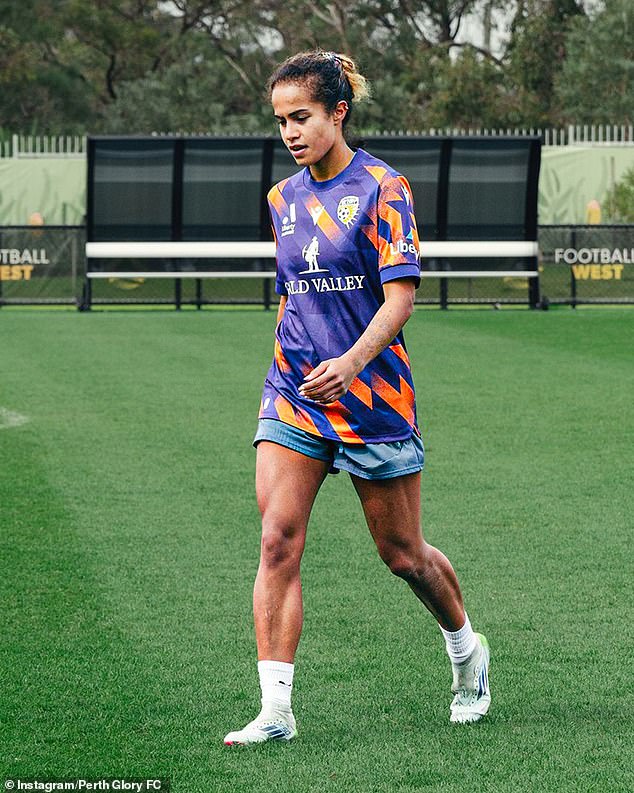 Fowler teased Perth A-League Women fans by donning a Perth Glory shirt