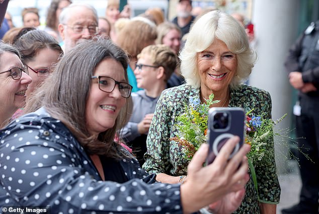 1725363210 162 Queen Camilla returns to royal duties after summer break and