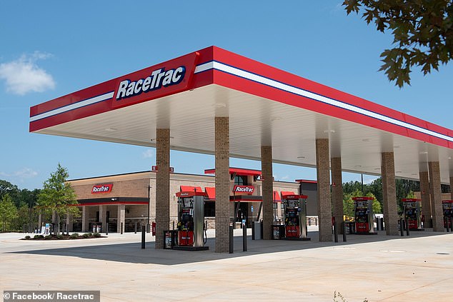 The Seminole County deputy had stopped at the RaceTrac branch in Ovieda.