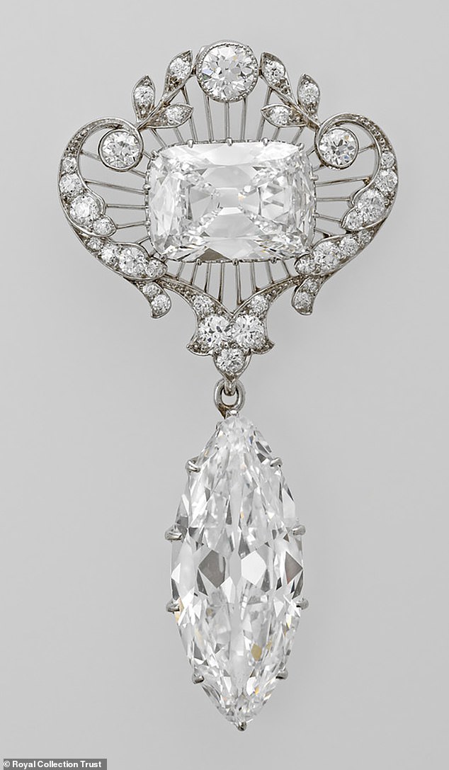 Cullinan VI, a marquise-cut stone of 11.50 carats, was purchased in 1908 by King Edward as a gift for his wife, Queen Alexandra, and was generally worn by her as the pendant for Cullinan VIII.