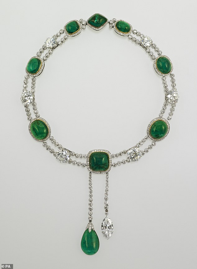 The Cullinan VII is an 8.8-carat marquise-cut diamond set as a pendant that hangs from the Delhi Durbar Necklace set with diamonds and emeralds.