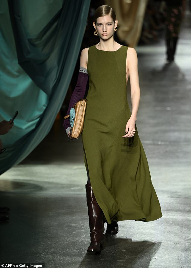 Fendi's Fall/Winter runway was filled with earthy khaki tones.