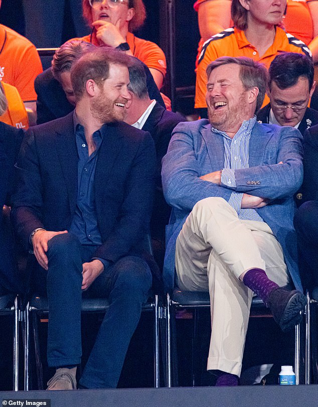 King Willem-Alexander of the Netherlands also sports a beard. Above: With Prince Harry at the 2022 Invictus Games