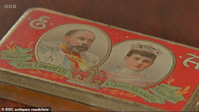 Expert Lisa Lloyd revealed it could fetch £1,000 at auction because the chocolate itself had never been eaten and remained in its original packaging.