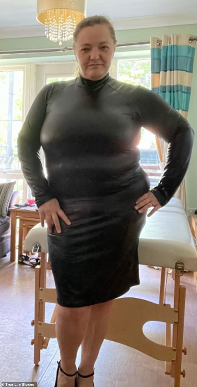 The first step Ann wanted to take was to shed the pounds she had gained. Unable to exercise because of her ankle, in October 2016 she decided to undergo a gastric sleeve, reducing the size of her stomach permanently.