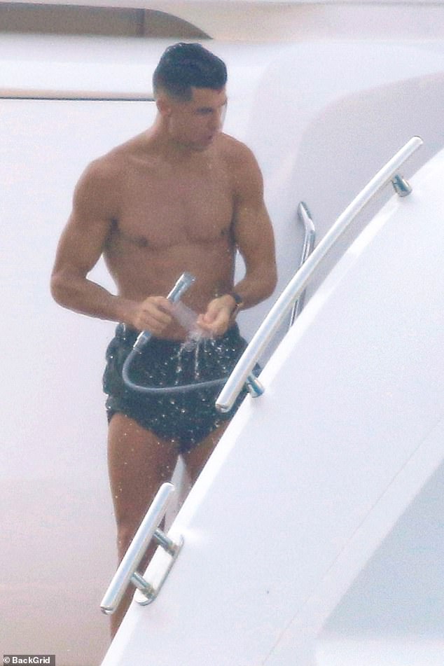 Ronaldo, meanwhile, showed off his toned abs while going shirtless and sporting a pair of shorts.