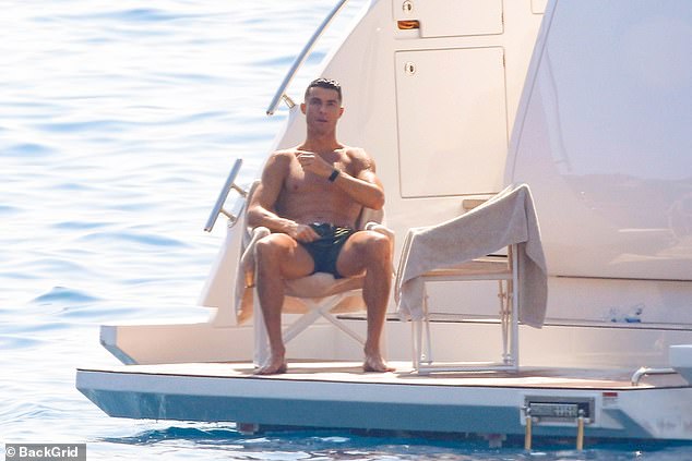 Ronaldo relaxed as the couple enjoyed some quality time together