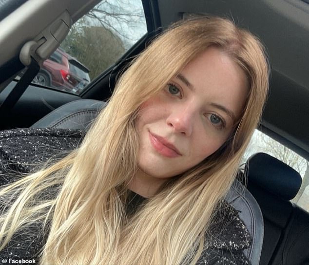 Pictured: The selfie Autumn presumably took in the same car she was found dead in.