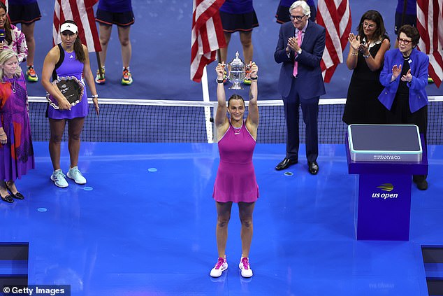 Sabalenka lifts the trophy in New York: the third major title of her career to date