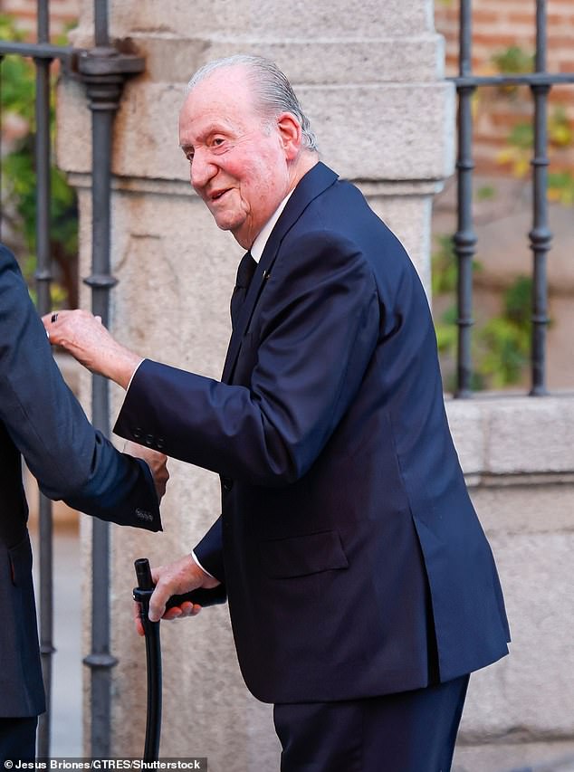 The former Spanish monarch, who abdicated in 2016, wore a navy blue suit for the sombre occasion.