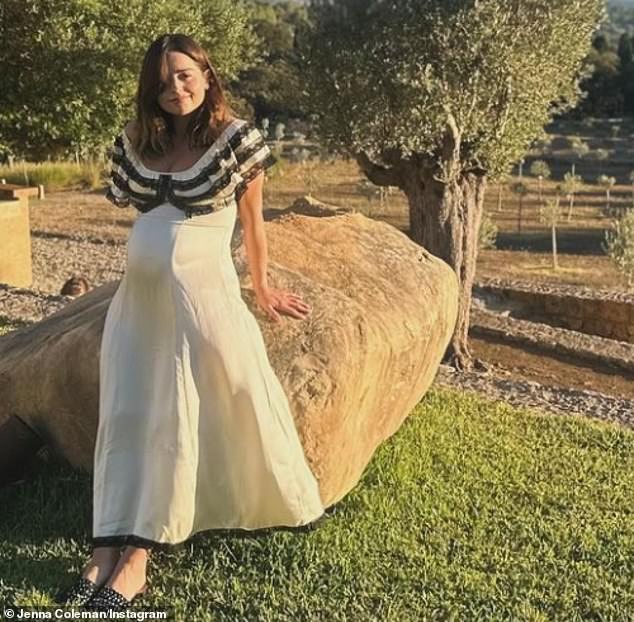 1725895498 448 Pregnant Jenna Coleman shows off her baby bump in a