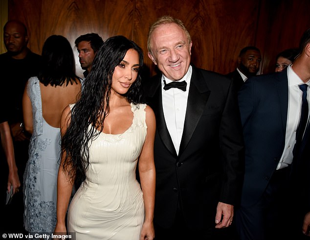 At the end of July, François-Henri Pinault, Chairman and CEO of Kering and President of the Kering Foundation, published a statement on the mission of the evening.