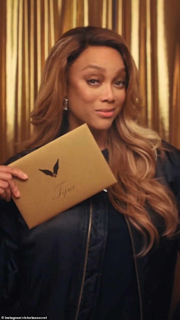 Gigi impatiently rings the doorbell for service and is stunned when Tyra Banks turns around to serve her a golden envelope.