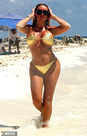 Aisleyne made the most of her picturesque surroundings on Tuesday