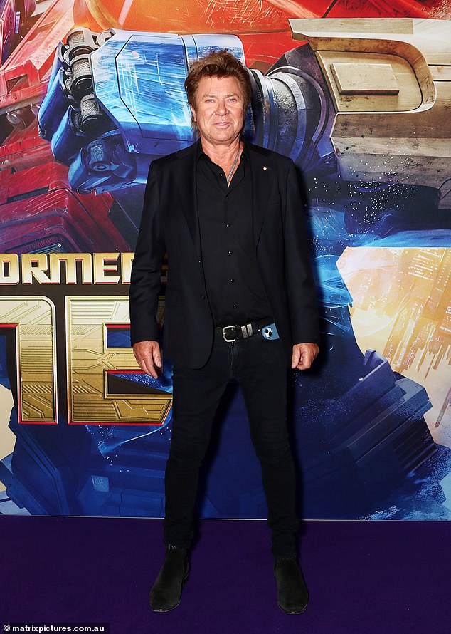 Richard Wilkins also happily posed on the red carpet. The veteran Channel Nine entertainment reporter opted for an all-black look that night consisting of skinny jeans, a button-down shirt and a fitted blazer.