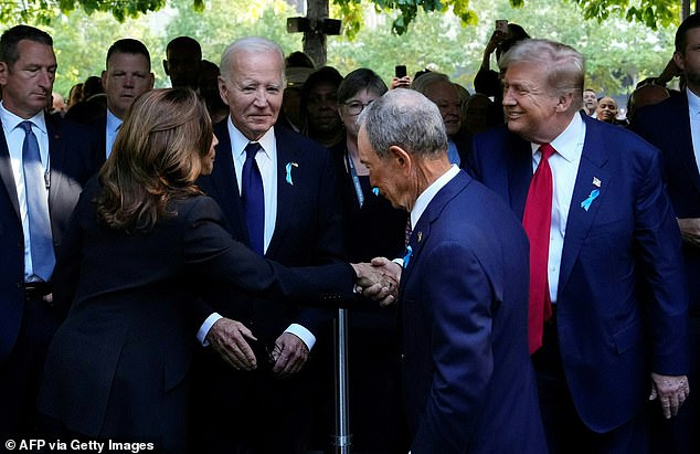 The tribute comes just hours after the two candidates left the stage and pays tribute to those who lost their lives in the terrorist attacks of September 11, 2001.