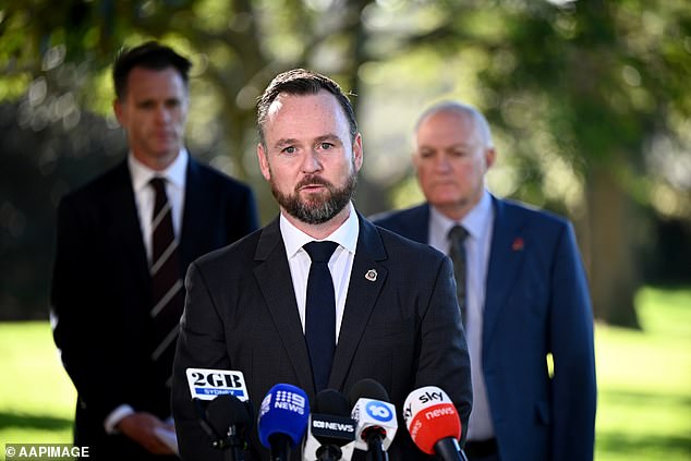 NSW RSL president Mick Bainbridge (centre) stressed that the not-for-profit veterans support organisation is independent of the licensed RSL clubs, Diggers and Memorial.