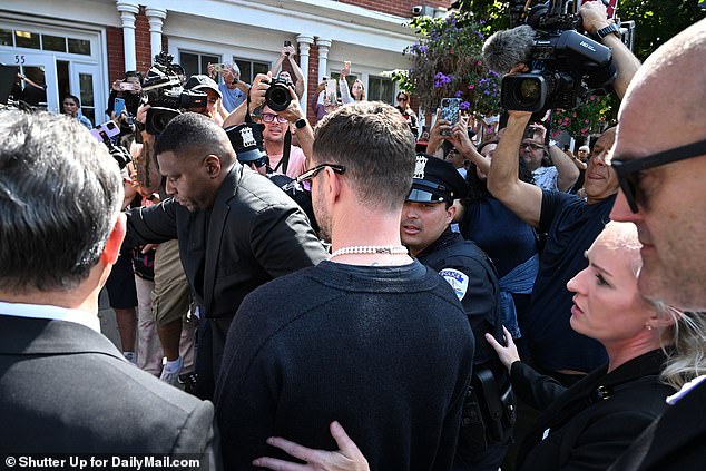 1726242919 630 Justin Timberlake arrives at Sag Harbor court to plead guilty