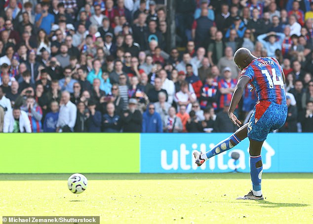 Jean-Philippe Mateta's penalty in added time denied the Foxes their first win of the season