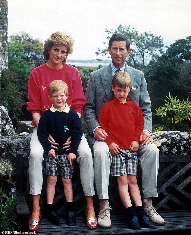 Princess Diana, Prince Charles, Prince William and Prince Harry Princess Diana, Prince Charles and their children on holiday in the Isles of Scilly