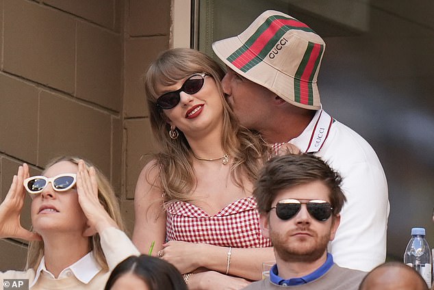 Swift and her boyfriend, Kansas City Chiefs tight end Travis Kelce, are seen here at the US Open.