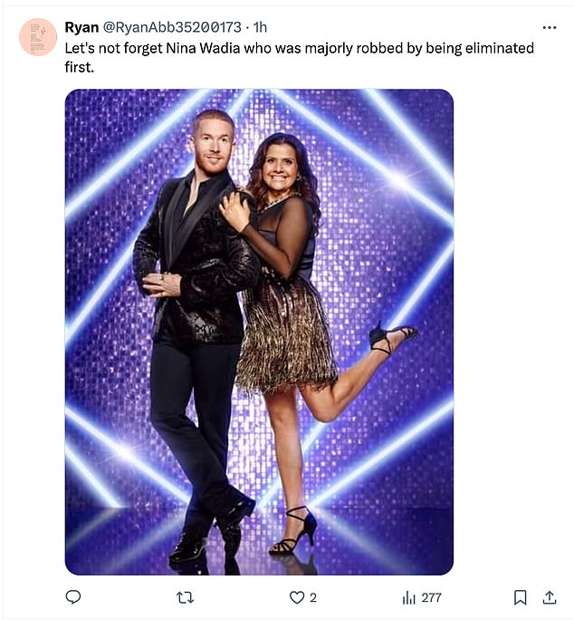 1726418460 851 Strictlys Neil Jones shocks fans by making HUGE gaffe live