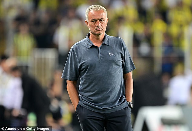 Mourinho has his teams well-drilled and capable of functioning for long periods without the ball.