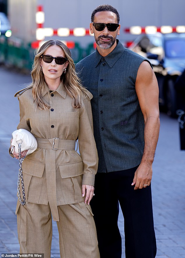 Kate and Rio inevitably turned heads as they posed for photos outside the venue on Monday.