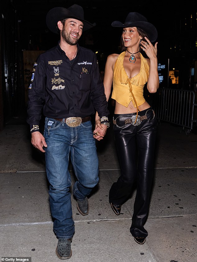 Bella has been keeping busy and recently stepped out for a romantic date with her boyfriend, Adan Banuelos, in New York earlier last week on Thursday at a Kemo Sabe pop-up event (watch above).