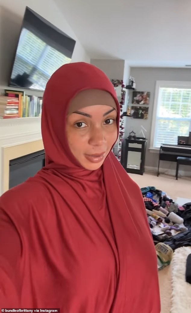 On Saturday, the 32-year-old internet personality spoke publicly about her financial troubles in an Instagram video, in which she wore a khimar, a piece of cloth worn by Muslim women that covers the head, neck and shoulders.