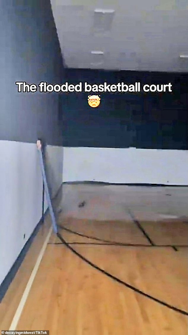 Jordan's private indoor basketball court appeared to be flooded in TikTok video