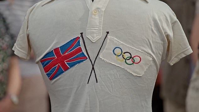 The antique dealer then took a look at the collection, including an Olympic jersey that had belonged to the woman's father, before revealing how much he thought the items would be worth.