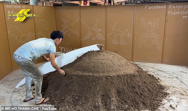 Mr. Ho begins by sculpting a UFO shape out of sand which he uses to make a concrete mold.