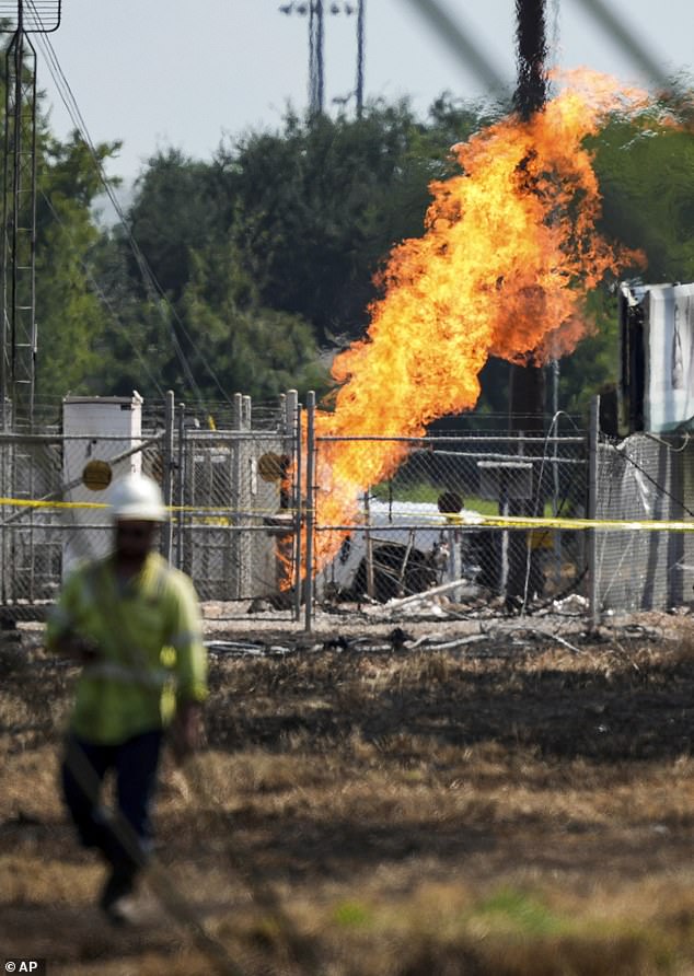 Four people were injured in the incident, including a firefighter with minor injuries. Of the injured, two were hospitalized and two suffered heat-related injuries.