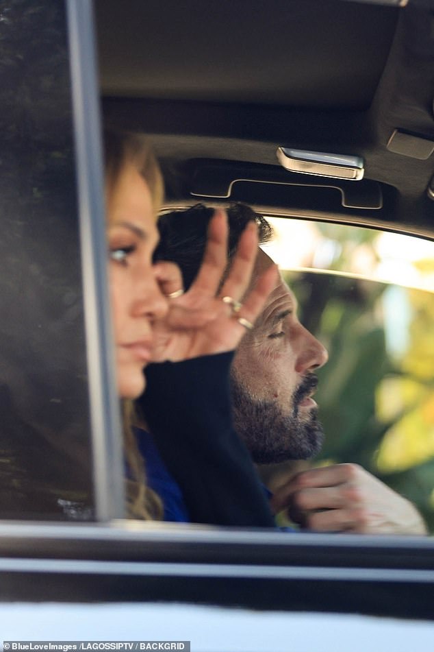 The exes were later photographed engaging in what appeared to be a tense conversation inside Affleck's vehicle in the parking lot after the family meal.