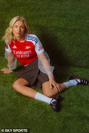 Leah Williamson's Arsenal kick off the season against Manchester City