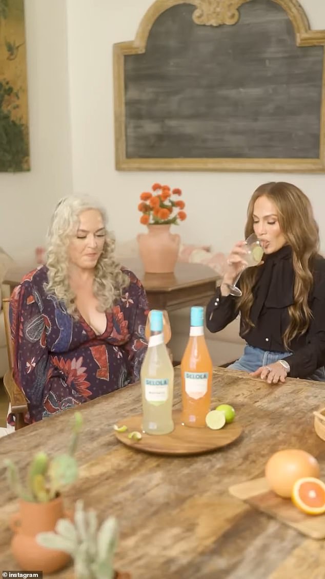 Meanwhile, Jennifer shared a video of herself enjoying her Delola drink (her brand of ready-to-drink alcoholic cocktails) with a friend on her Instagram page.