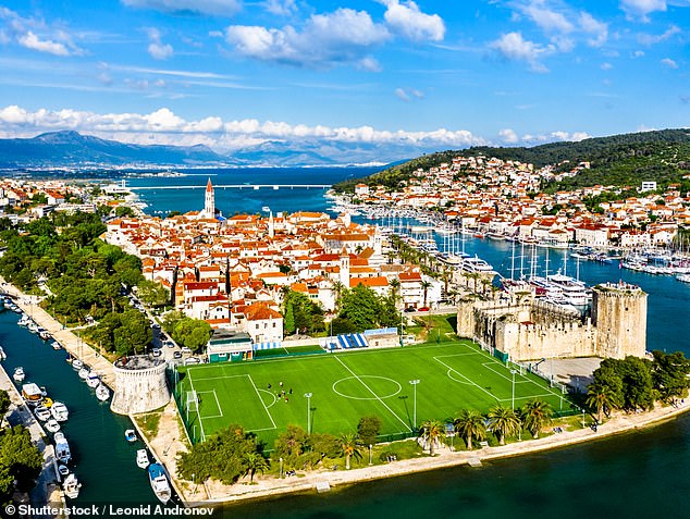 The Igraliste Batarija stadium is located between two 15th century fortresses