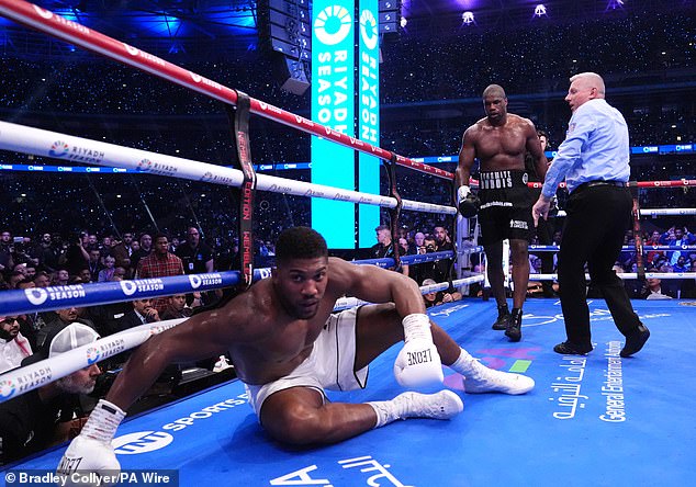 Daniel Dubois retained the IBF heavyweight title after Joshua failed to recover from his lethal right hand in the fifth round.