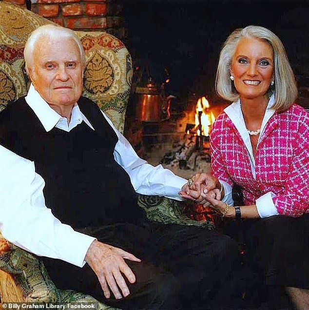 The May 21, 2015 post features the late pastor Billy Graham and his daughter Anne Graham Lotz