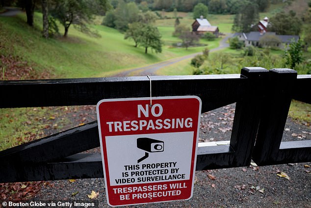 A sign was posted on the gate of Sleepy Hollow Farm warning people to stay away.