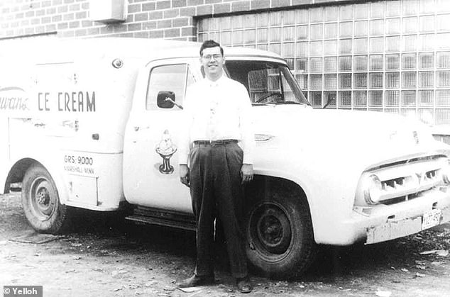 The company began as Schwan's Home Delivery in 1952 and established its headquarters in Marshall, near southeastern Minnesota. Today, Yelloh employs about 1,100 employees nationwide.