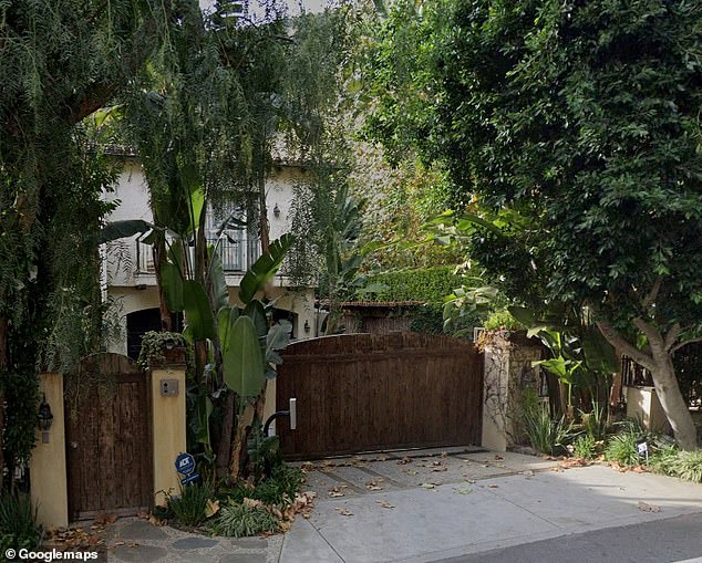 Nuzzi and RFK Jr met up outside their Brentwood home before heading out on a hike as part of a featured profile to be published in 2023.