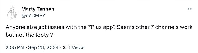 A third asked X users if they had any problems with the 7 Plus app.