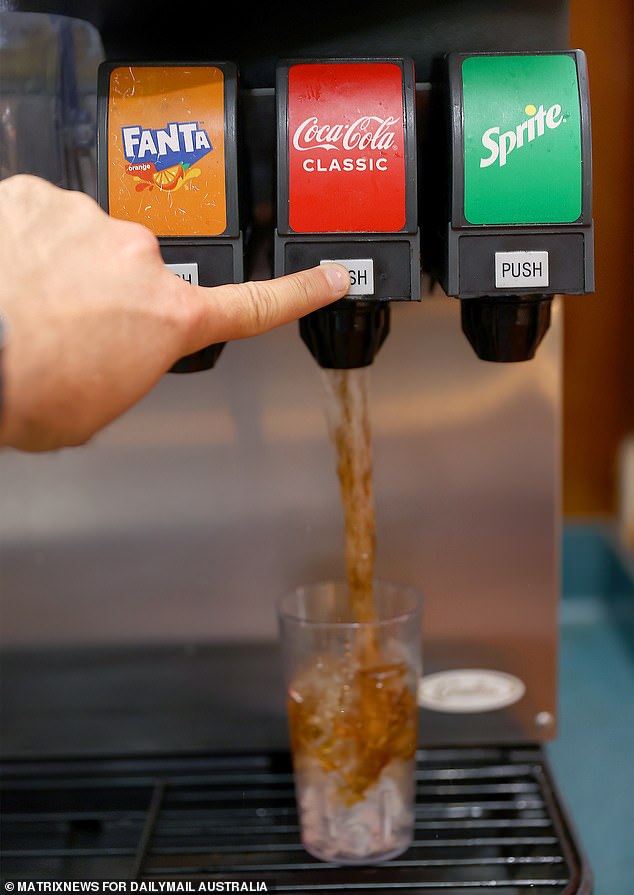 Former Pizza Hut soda machine shown in action