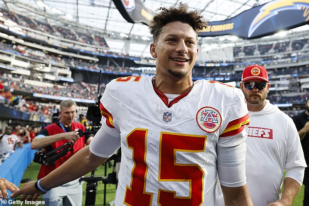 While his mother, sister and grandfather were in the hospital, Mahomes was winning in Los Angeles.