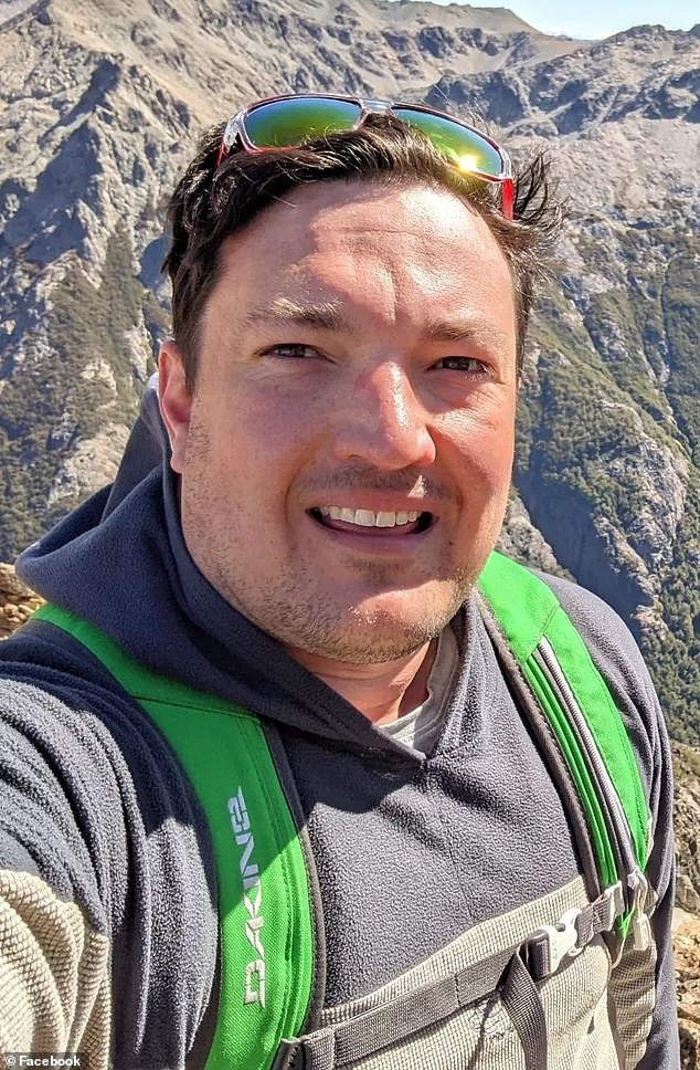 1727725318 740 North Carolina man walks 11 miles up a mountain to