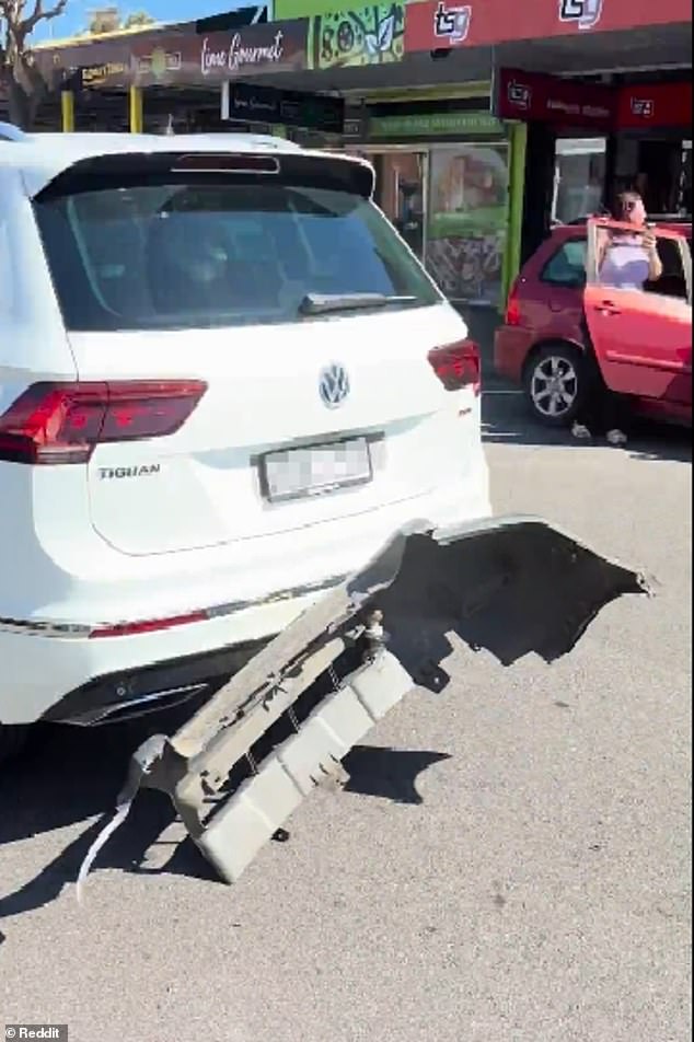 Despite the crash, the Volkswagen appeared unharmed because its towbar had caught the Ford's bumper, which was completely torn off.