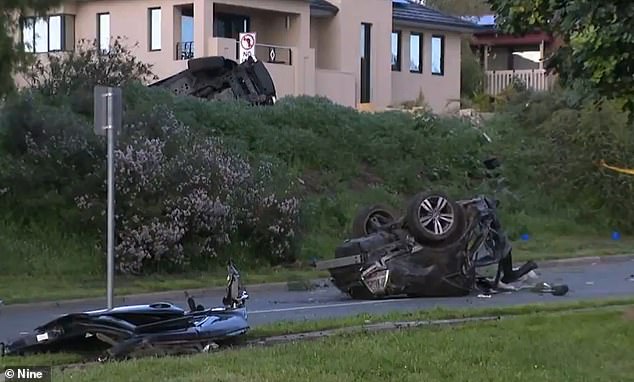 Heartbreaking images from the scene show the car overturned and destroyed by the impact of the crash.