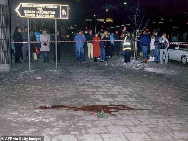 Palme's unsolved murder sparked a series of wild theories. In the photo: the scene, '86